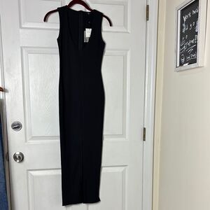 New Nwt Misguided Black plunging neckline maxi bodycon dress size 1
